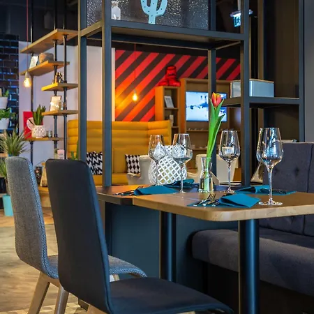 Park By Radisson Nocleg ze śniadaniem 4*