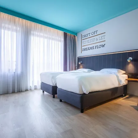 Park By Radisson Bed & Breakfast Poznan